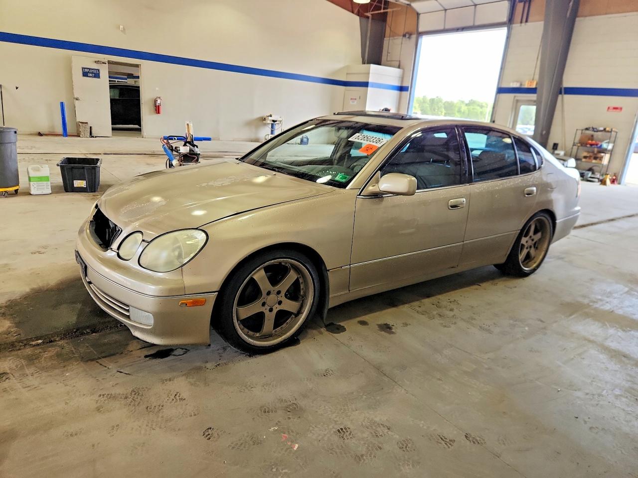 2002 Lexus GS 300, VIN JT8BD69S520151213 — Side