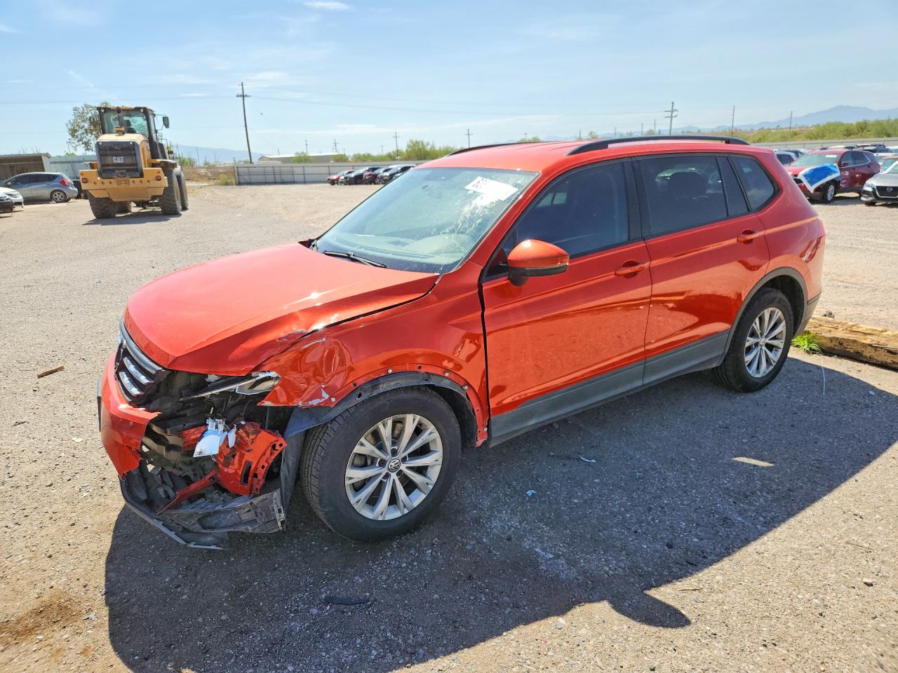 2019 Volkswagen Tiguan S, VIN 3VV1B7AX7KM140485 — Front end