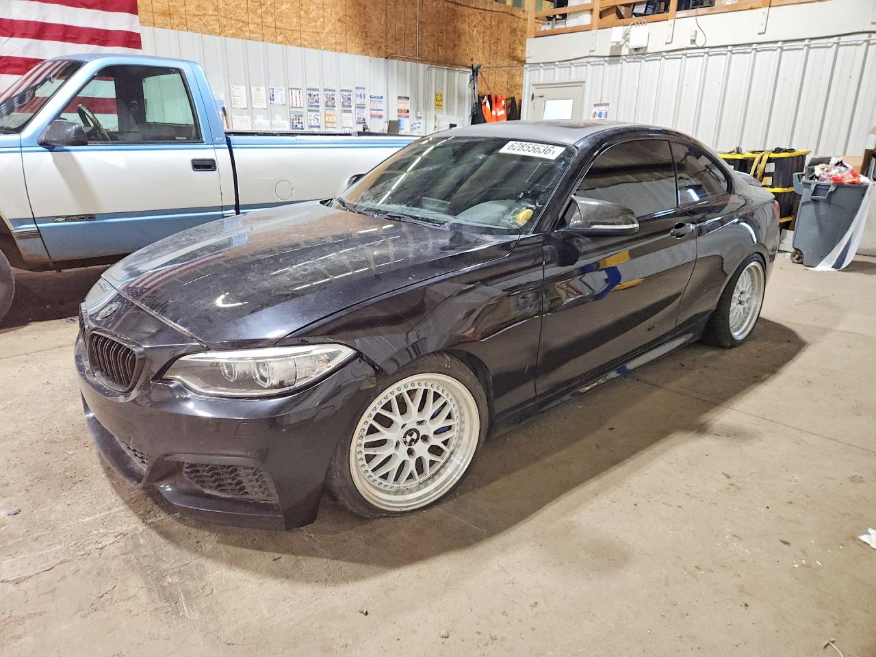 2016 BMW 2 Series M235i xDrive, VIN WBA1J9C52GV696397 — Front end