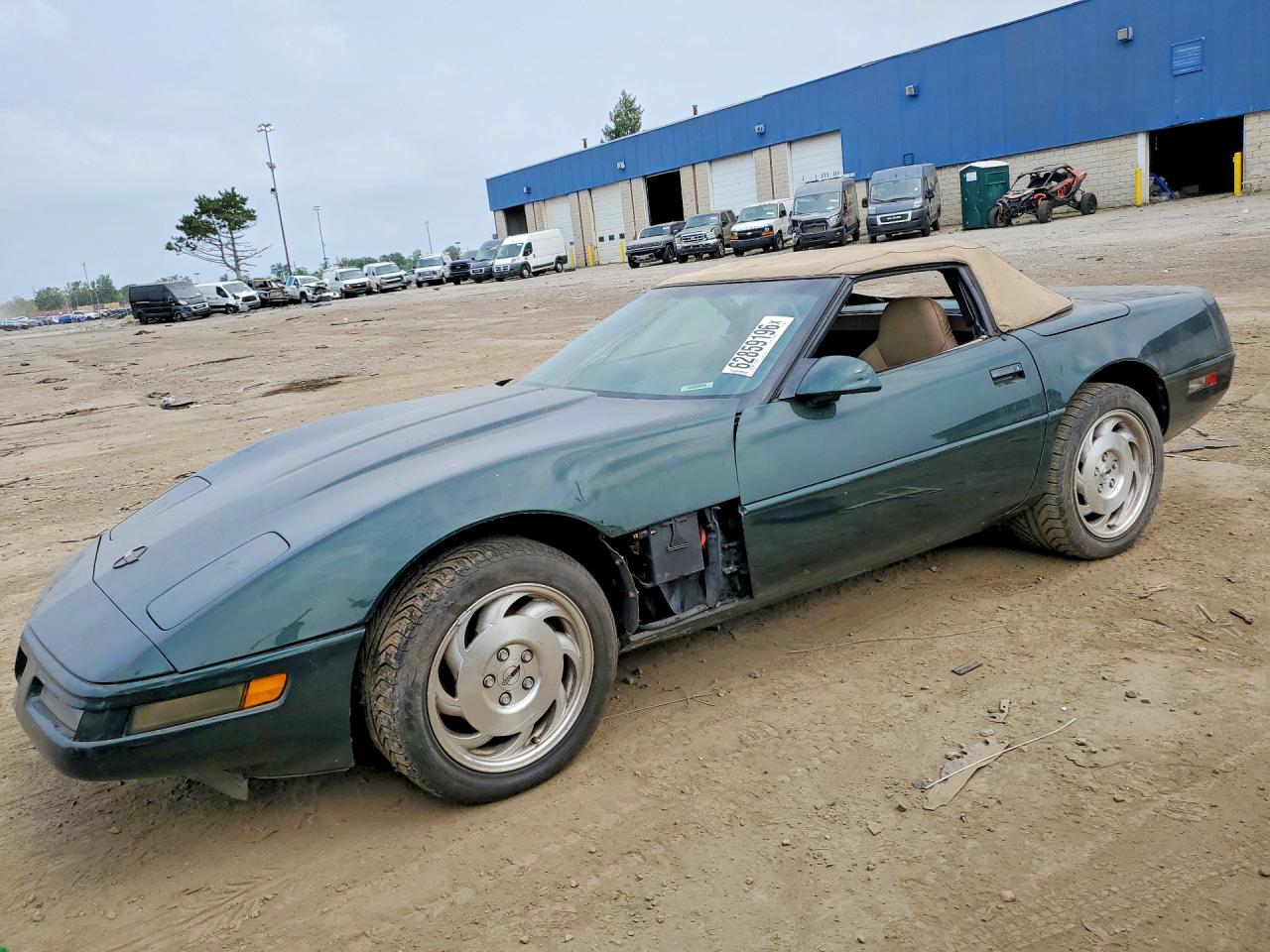 1996 Chevrolet Corvette, VIN 1G1YY32P1T5110630 — Side
