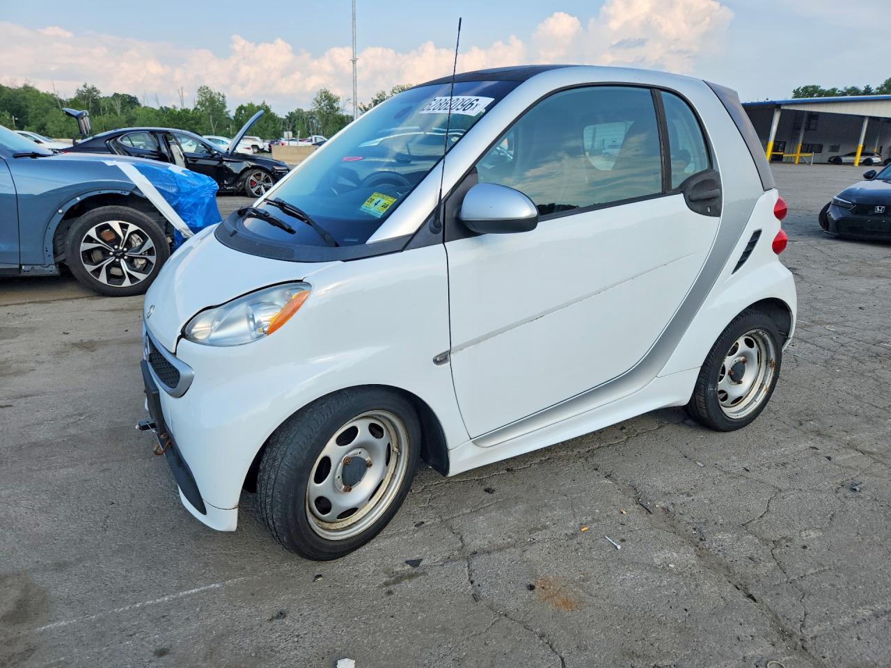 2015 Smart fortwo Pure, VIN WMEEJ3BA9FK806315 — Mechanical