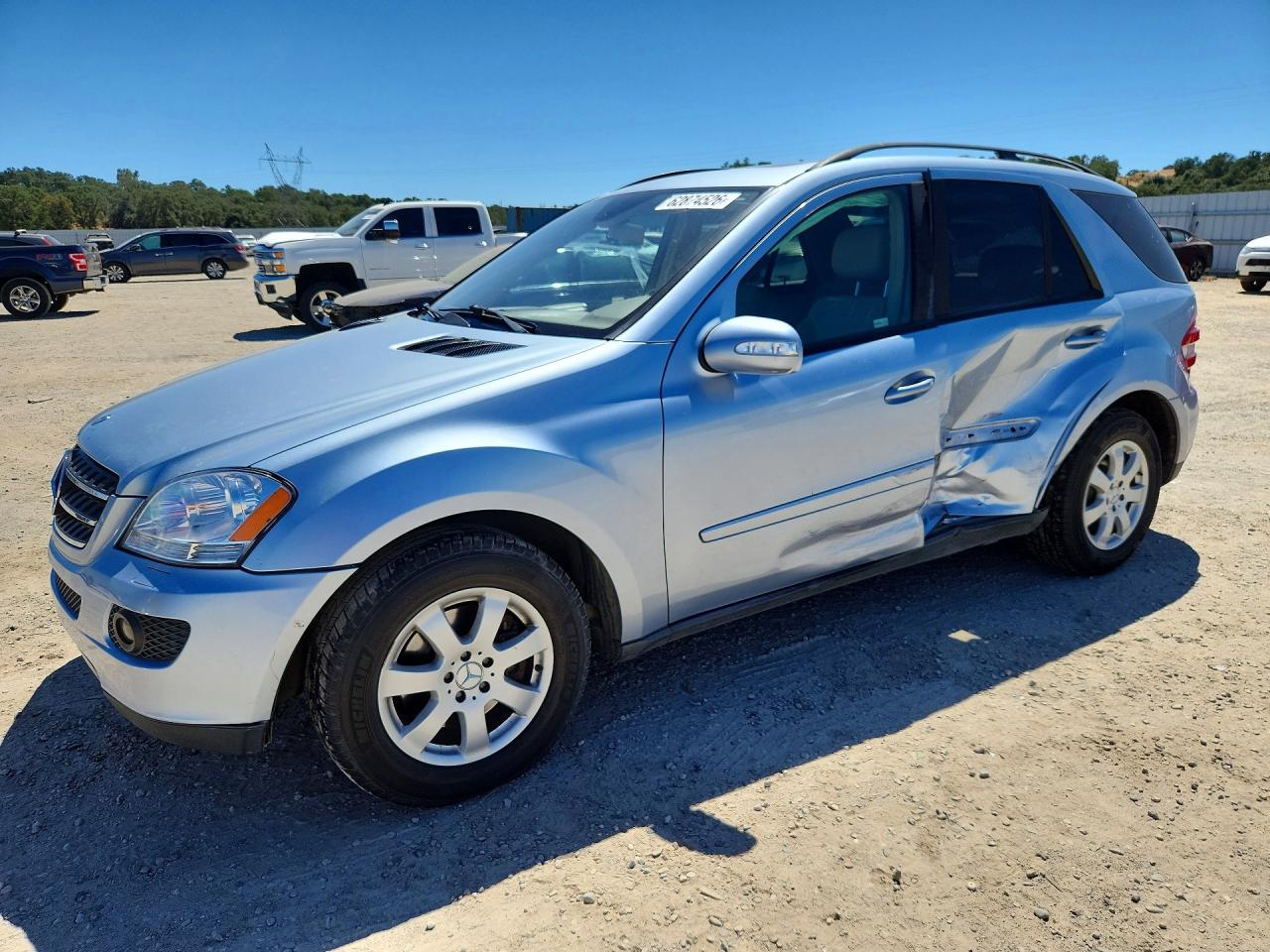 2007 Mercedes-Benz M 350, VIN 4JGBB86E87A167551 — Side