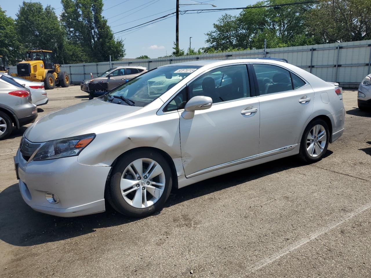 2010 Lexus HS 250h Premium, VIN JTHBB1BA2A2001346 — Front end