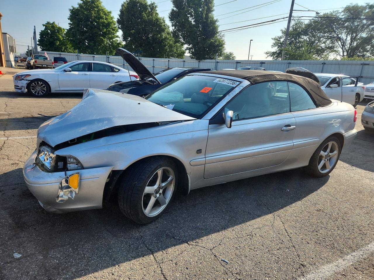 2004 Volvo C70, VIN YV1NC62D44J061555 — Front end