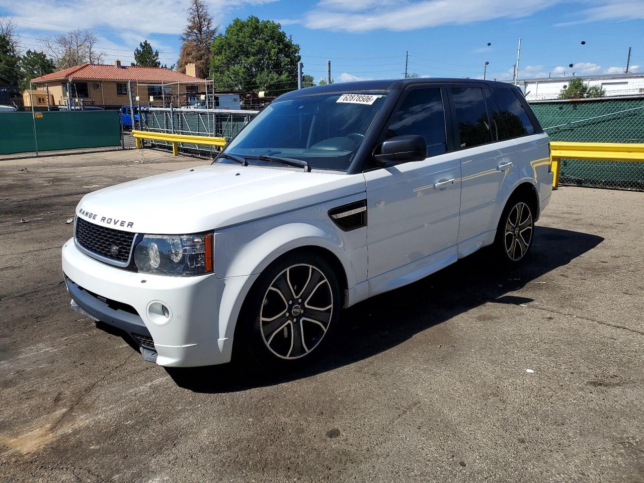2013 Land Rover Range Rover Sport HSE, VIN SALSF2D46DA769448 — Front end