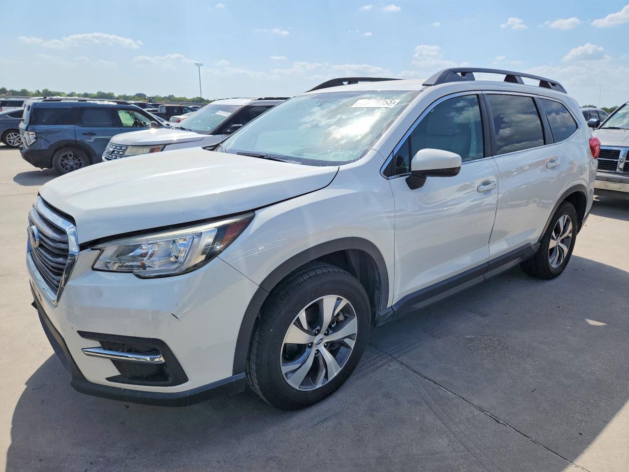 2019 Subaru Ascent Premium, VIN 4S4WMACD4K3452646 — Engine fire