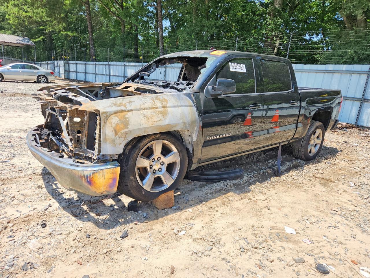 2014 Chevrolet Silverado 1500 LT, VIN 3GCPCREC2EG240795 — Interior fire