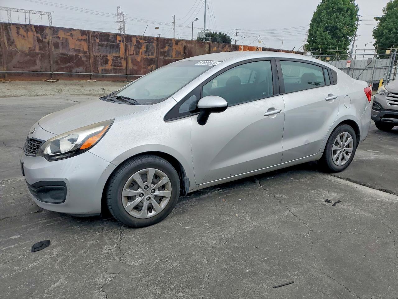 2013 Kia Rio LX, VIN KNADM4A38D6210674 — Front end