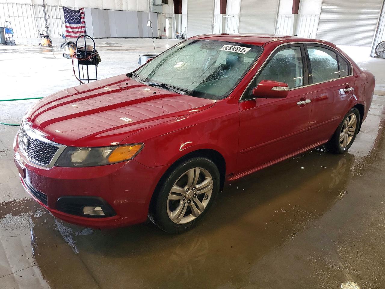 2009 Kia Optima EX, VIN KNAGE224395363837 — Перед
