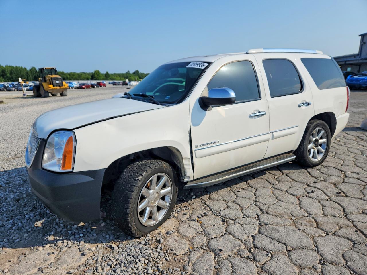 2008 GMC Yukon Denali, VIN 1GKFK638X8J113862 — All over