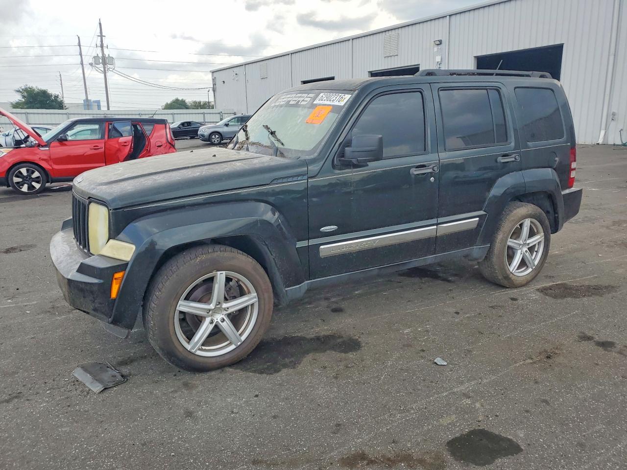 2012 Jeep Liberty Sport Latitude, VIN 1C4PJMAK2CW200334 — Мелкие вмятины и царапины