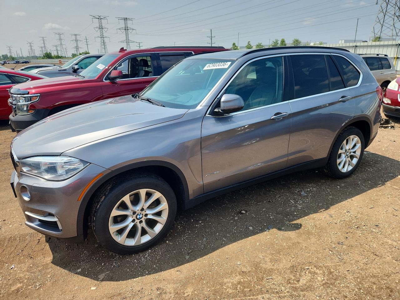 2016 BMW X5 xDrive35i, VIN 5UXKR0C51G0S87041 — Minor dents and scratches