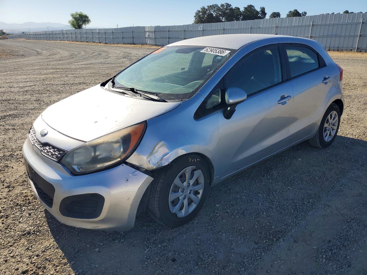 2013 Kia Rio LX, VIN KNADM5A3XD6138687 — Front end