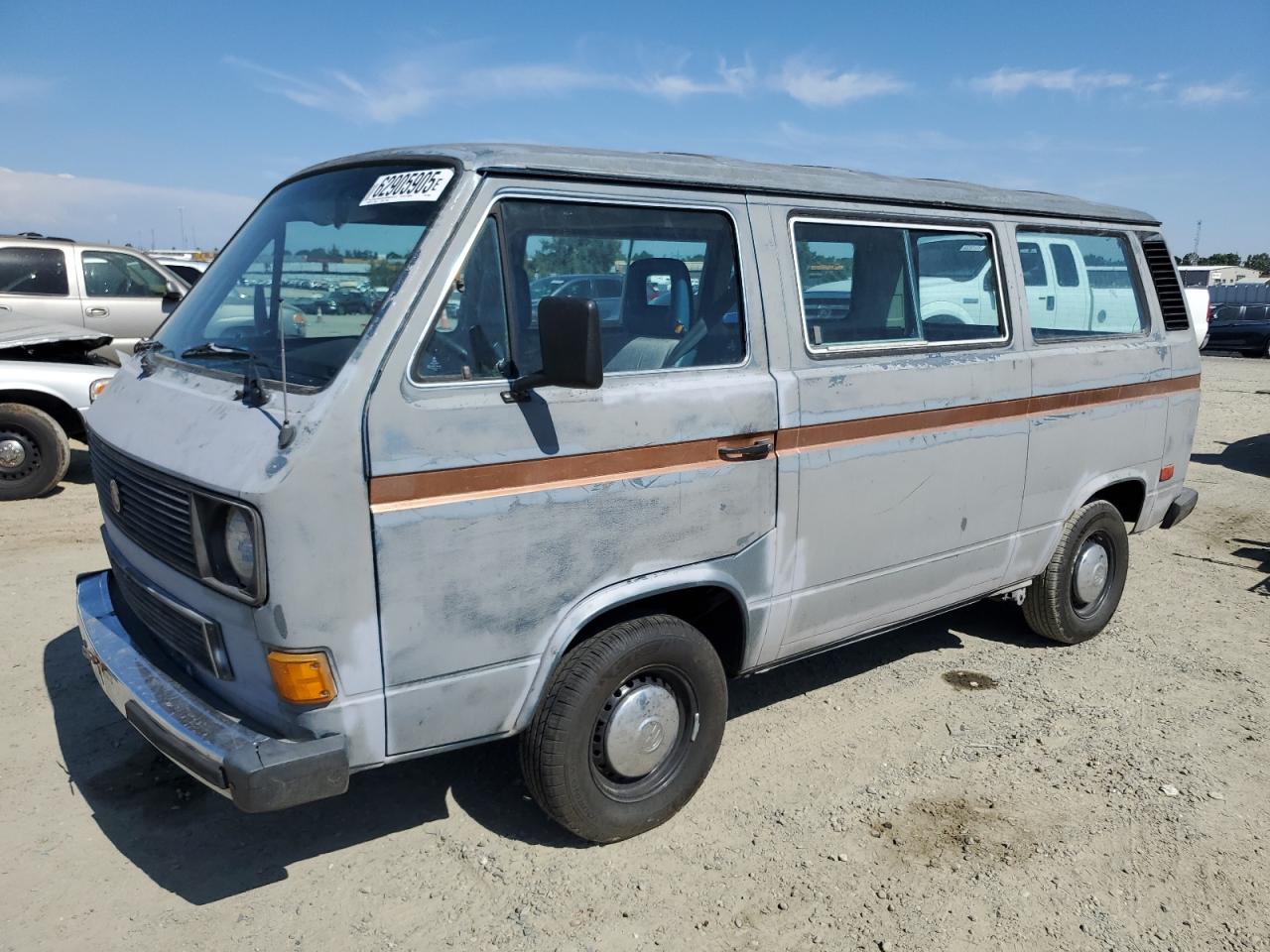 1985 Volkswagen Vanagon, VIN WV2YB025XFH083048 — Мелкие вмятины и царапины