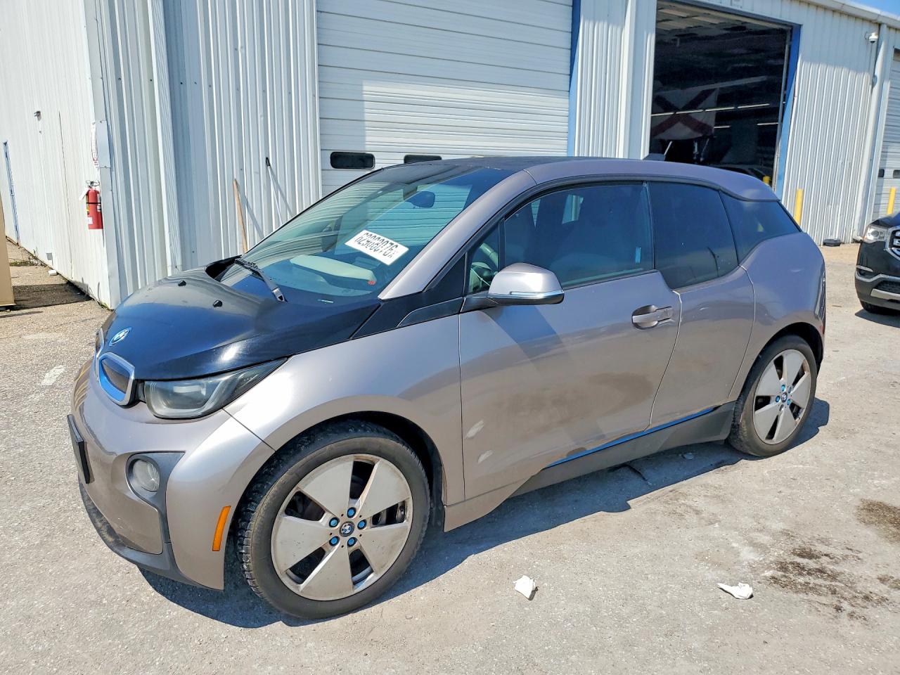2014 BMW i3, VIN WBY1Z4C52EVX62828 — Rear end