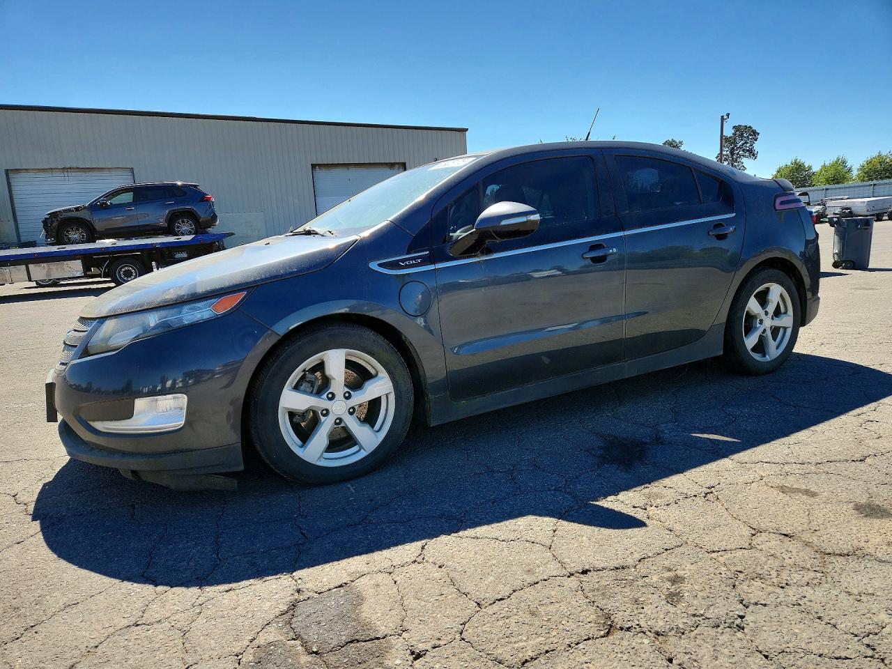 2013 Chevrolet Volt, VIN 1G1RA6E40DU145517 — Side