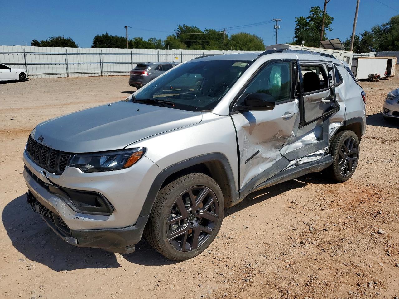 2026 Jeep Compass Latitude Altitude, VIN 3C4NJDBN7TT201145 — Side