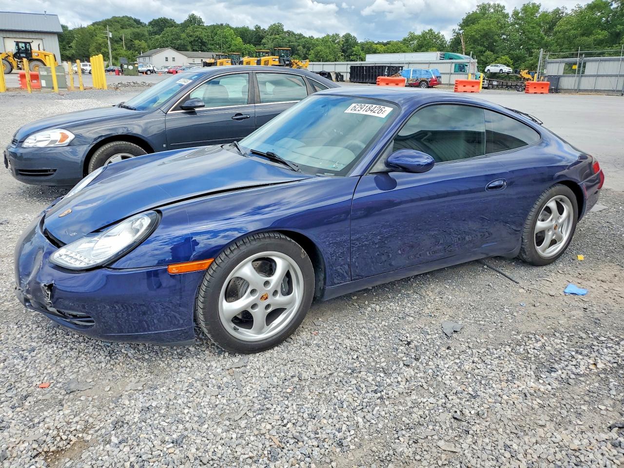 2001 Porsche 911, VIN WP0AA29951S620427 — Front end