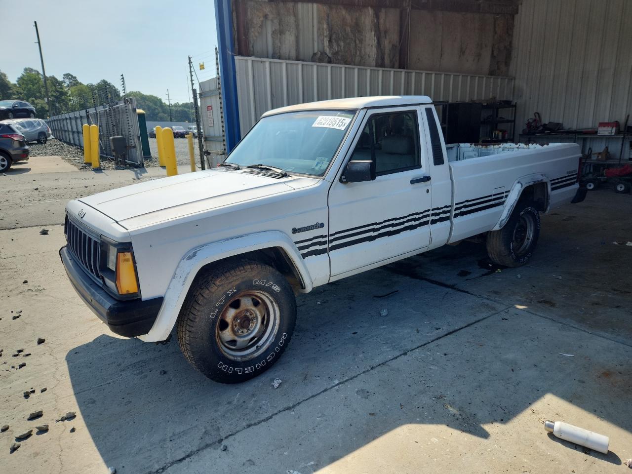 1991 Jeep Comanche PIONEER, VIN 1J7FT36S7ML525280 — Normal wear