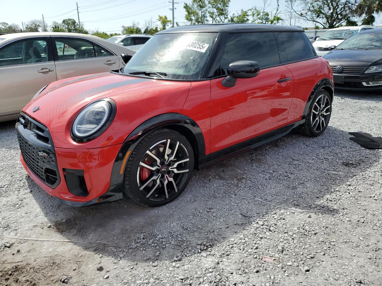 2025 MINI COOPER, VIN WMW33GD06S2X08717 — Фото с аукциона