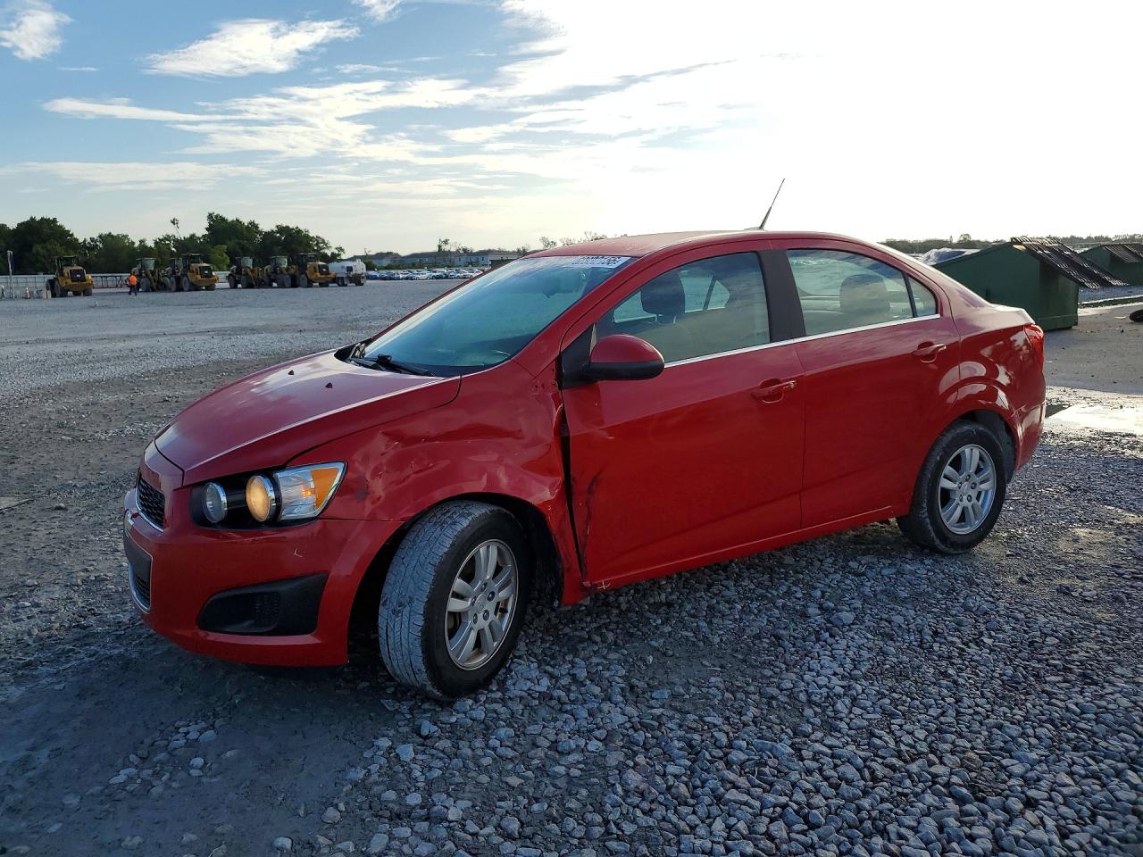 2013 Chevrolet Sonic LT, VIN 1G1JC5SH6D4197999 — Side
