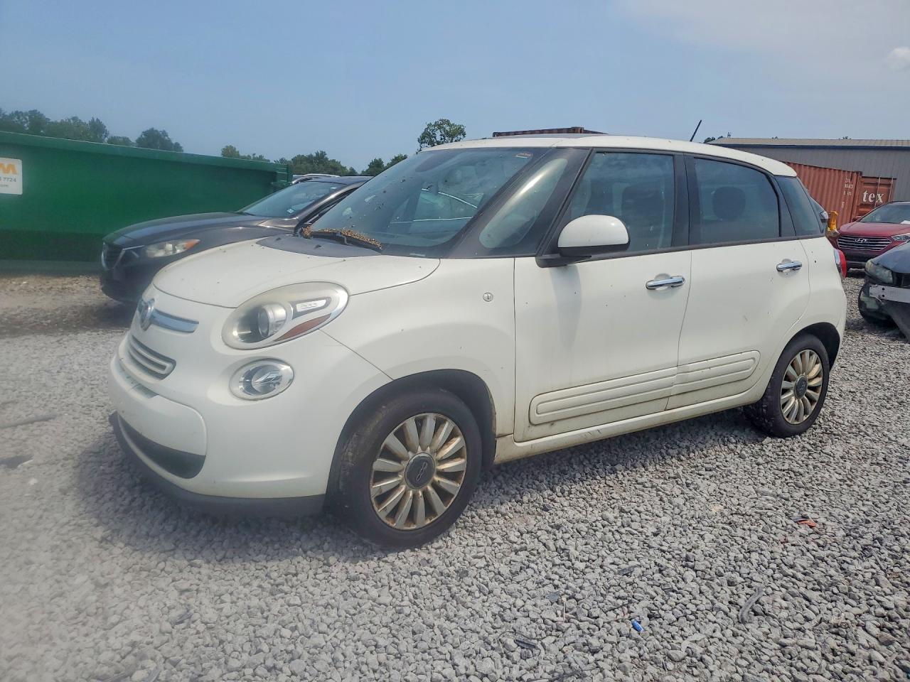 2015 FIAT 500L Easy, VIN ZFBCFABH2FZ036283 — Undercarriage