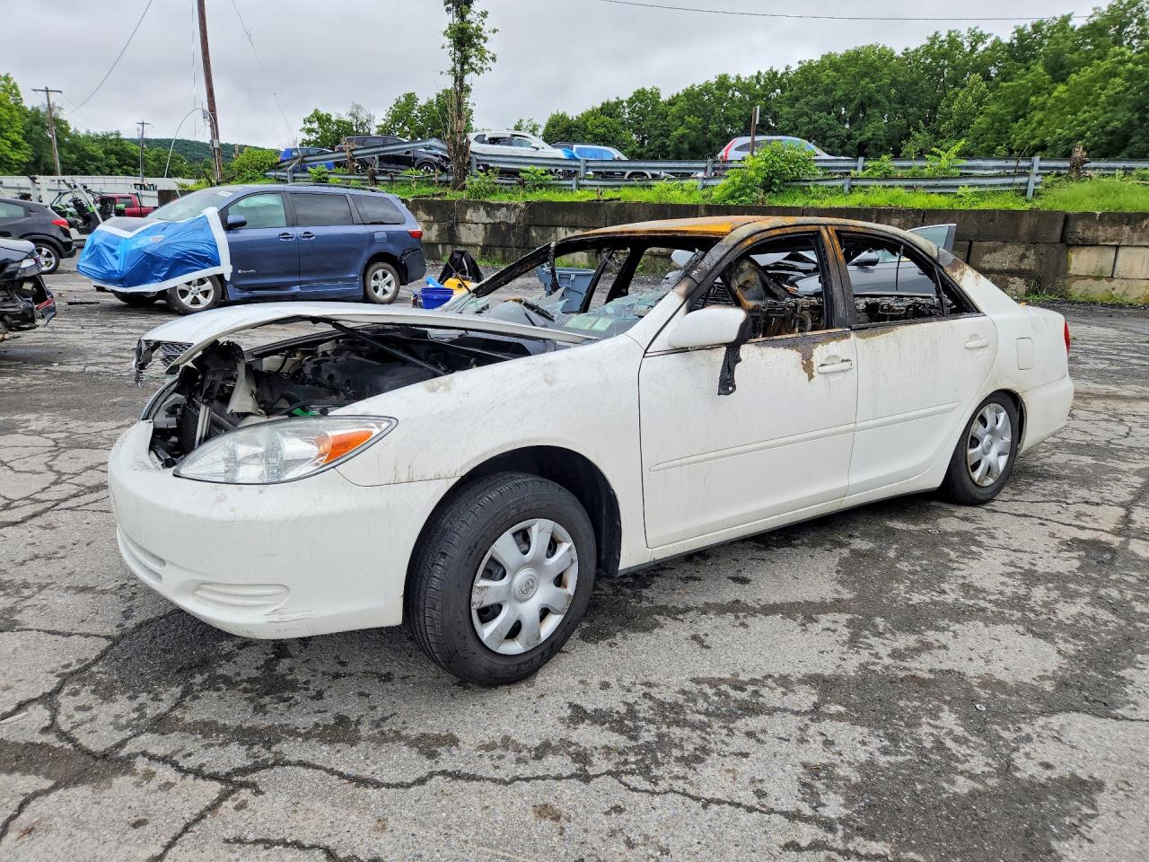 2004 Toyota Camry LE, VIN 4T1BE32K24U362240 — Burn