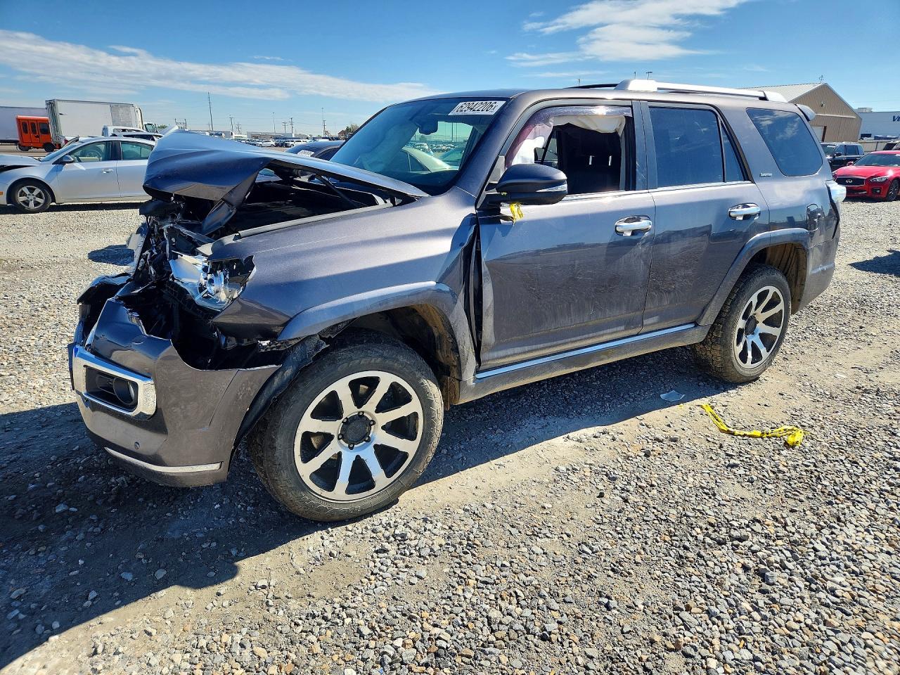 2015 Toyota 4Runner Limited, VIN JTEBU5JR5F5258979 — Front end