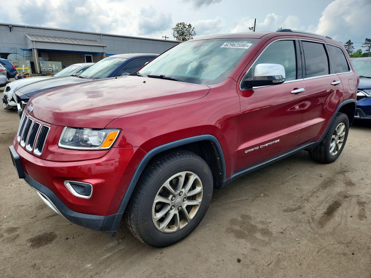 2015 Jeep Grand Cherokee Limited, VIN 1C4RJFBGXFC608066 — Rear end