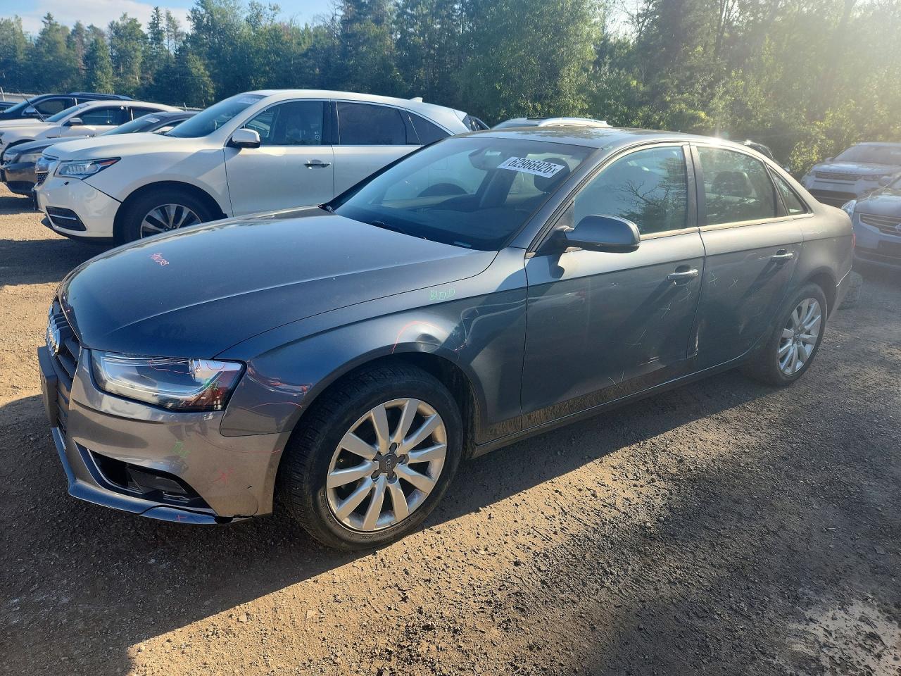 2013 Audi A4 Komfort, VIN WAUBFCFLXDN033751 — Side