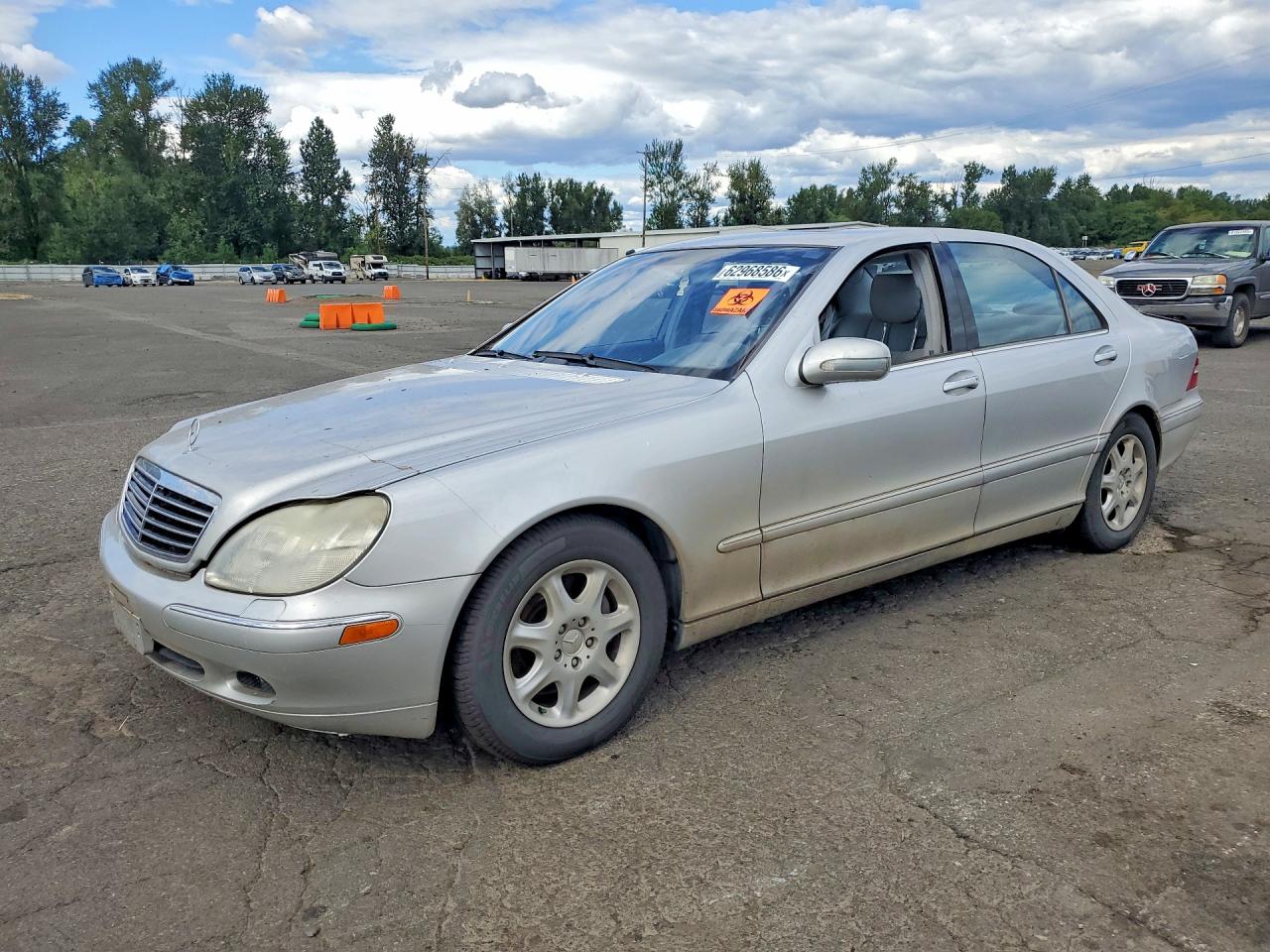 2001 Mercedes-Benz S 320/430/500, VIN WDBNG75J51A195535 — Normal wear