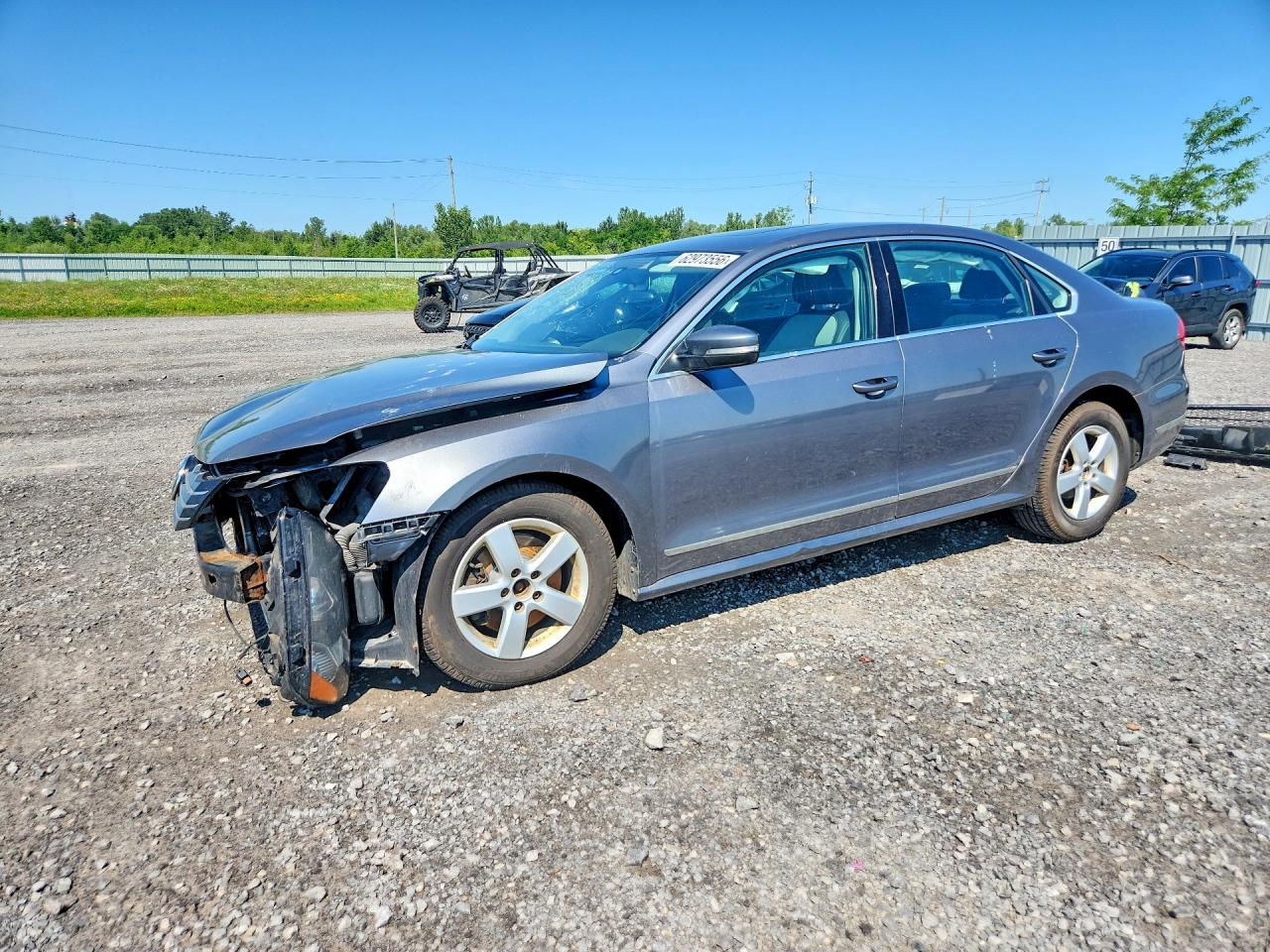 2015 Volkswagen Passat SE, VIN 1VWBV7A31FC022850 — Front end
