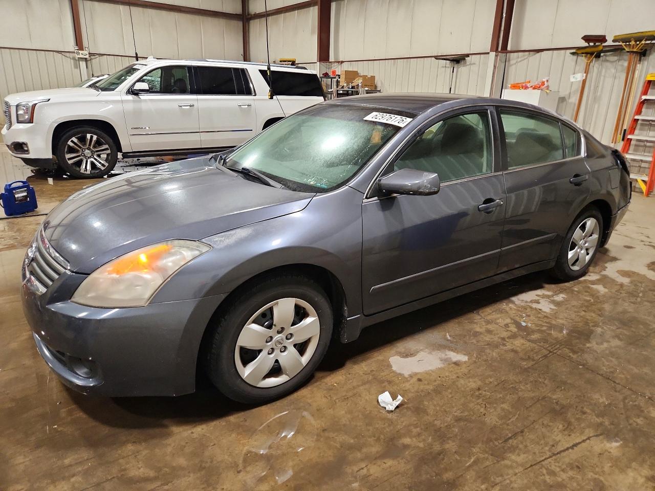 2008 Nissan Altima S, VIN 1N4AL21E28C172516 — Rear end