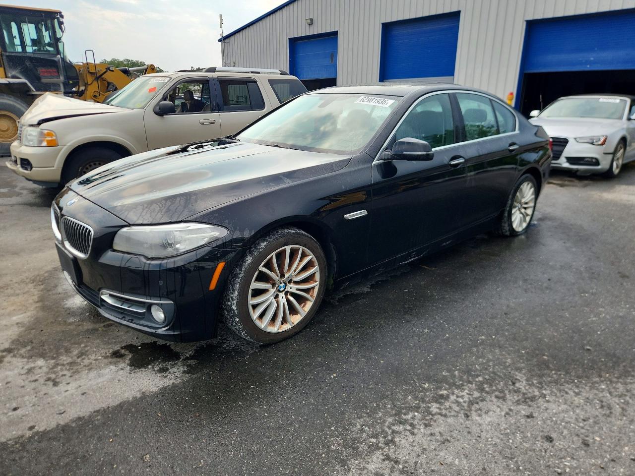 2014 BMW 5 Series 528i xDrive, VIN WBA5A7C5XED219547 — Minor dents and scratches