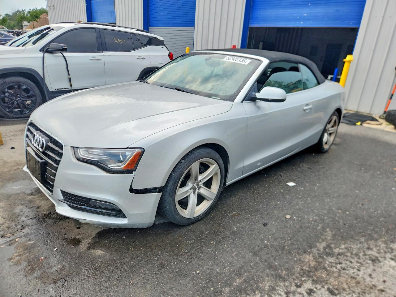 2014 Audi A5 Premium Plus, VIN WAULFAFH6EN013969 — Minor dents and scratches