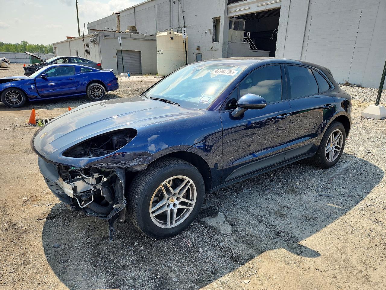 2018 Porsche Macan, VIN WP1AA2A56JLB20844 — Front end
