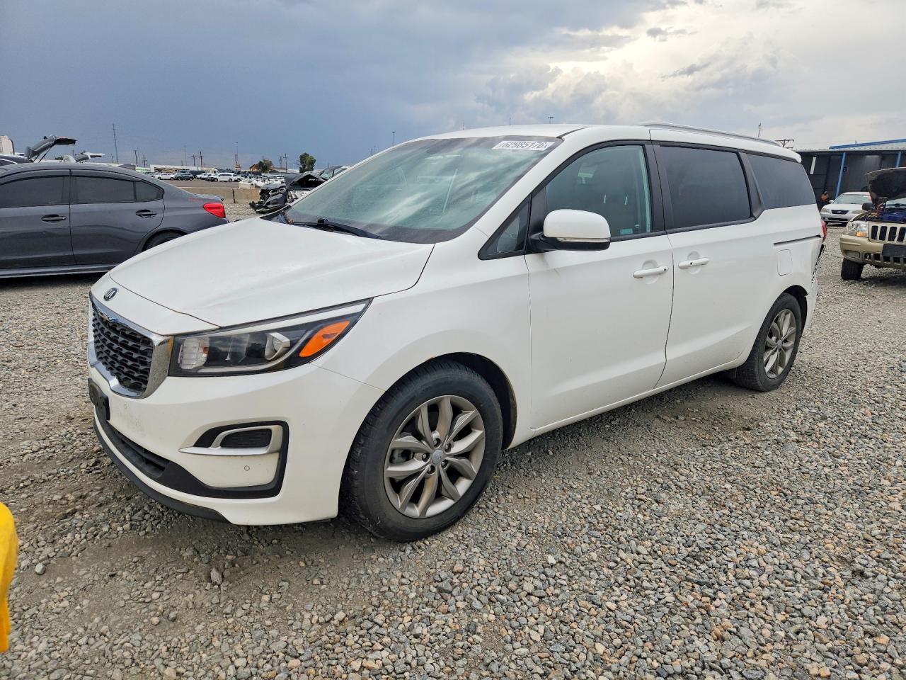 2019 Kia Sedona LX, VIN KNDMB5C18K6515163 — Rear end