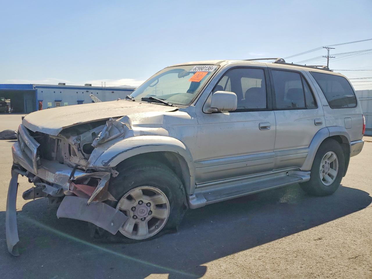 1997 Toyota 4Runner Limited, VIN JT3GN87RXV0034364 — Front end