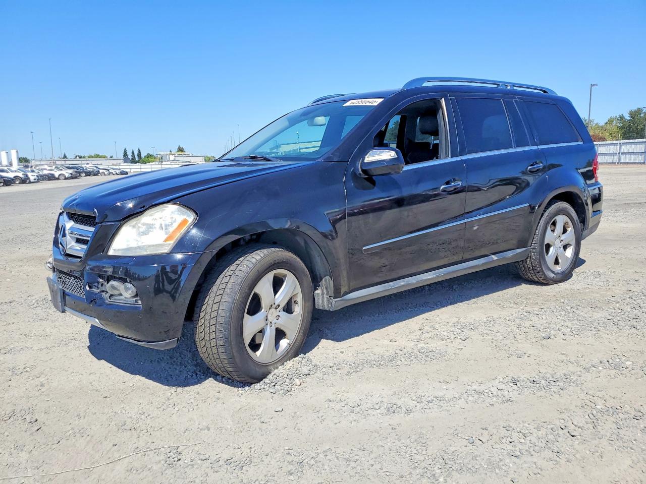 2010 Mercedes-Benz GL 450, VIN 4JGBF7BE4AA555954 — Front end
