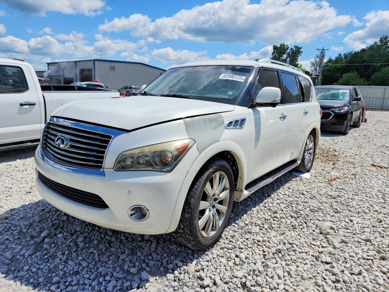 2011 Infiniti QX56 7-passenger, VIN JN8AZ2NE6B9004602 — Minor dents and scratches