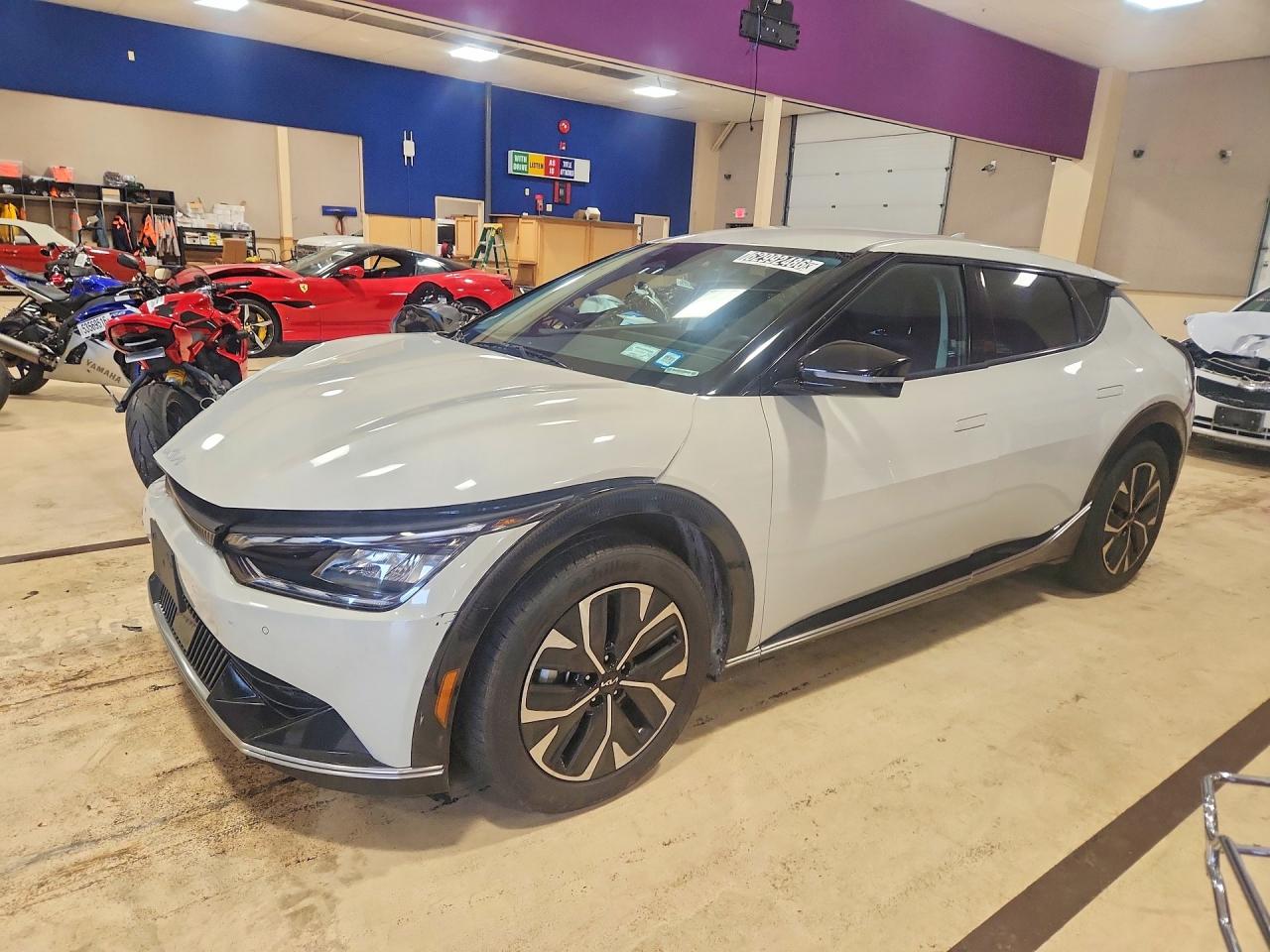 2023 Kia EV6 Wind, VIN KNDC34LA8P5129827 — Front end