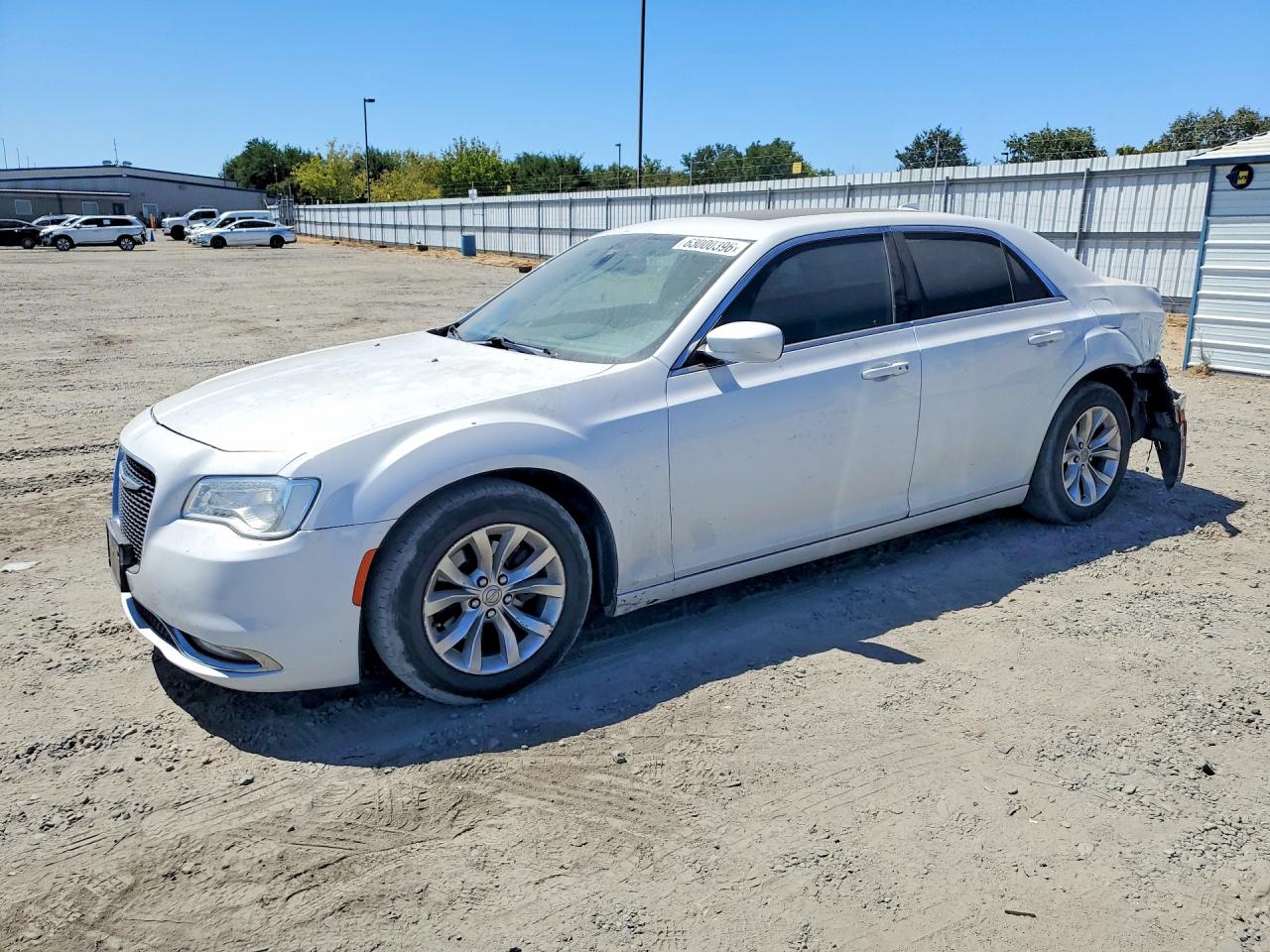 2016 Chrysler 300 Limited, VIN 2C3CCAAG4GH224565 — Зад