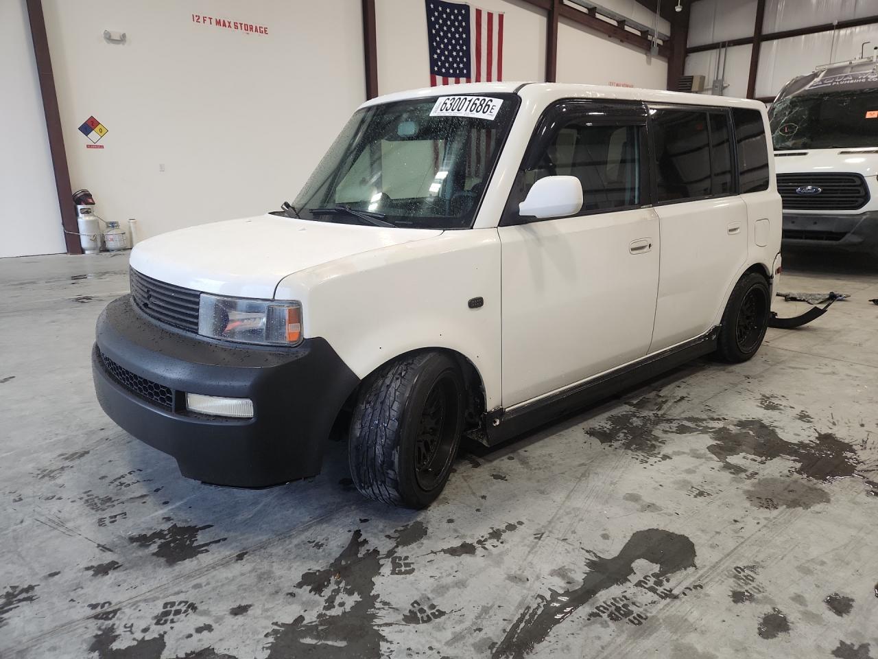 2006 Scion xB, VIN JTLKT324964086996 — Rear end