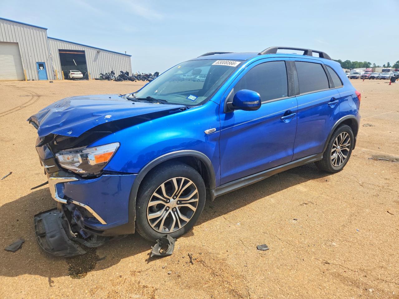 2018 Mitsubishi Outlander ES, VIN JA4AP3AU8JZ026730 — Front end