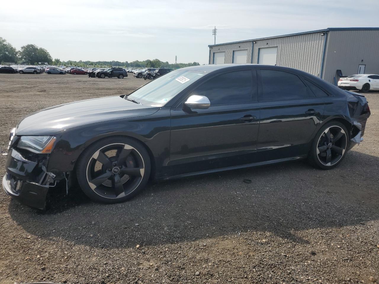 2013 Audi S8, VIN WAUD2AFD1DN021022 — Rear end