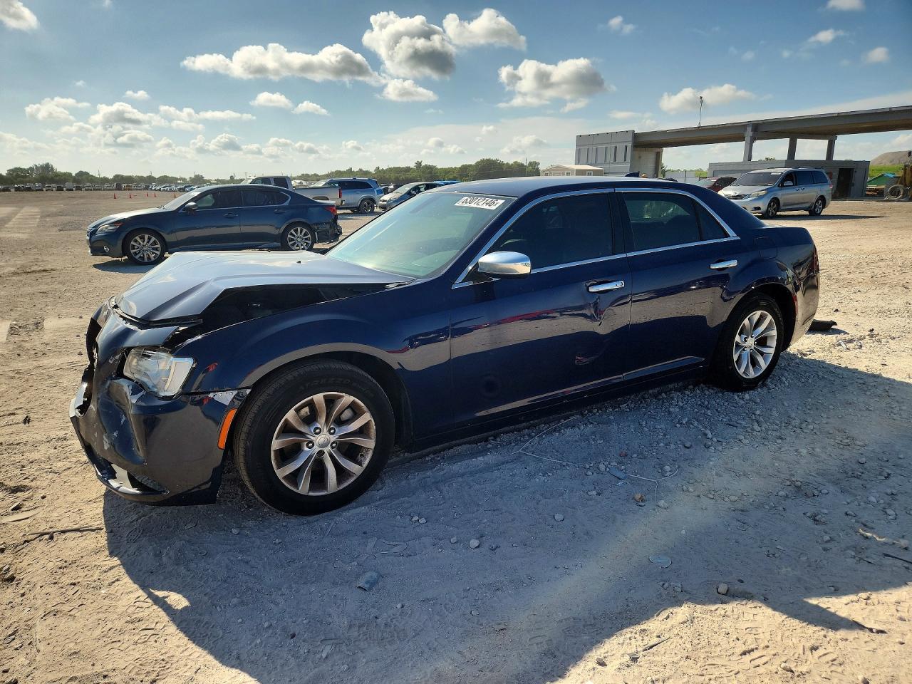 2016 Chrysler 300 Limited, VIN 2C3CCAAG3GH216487 — Front end