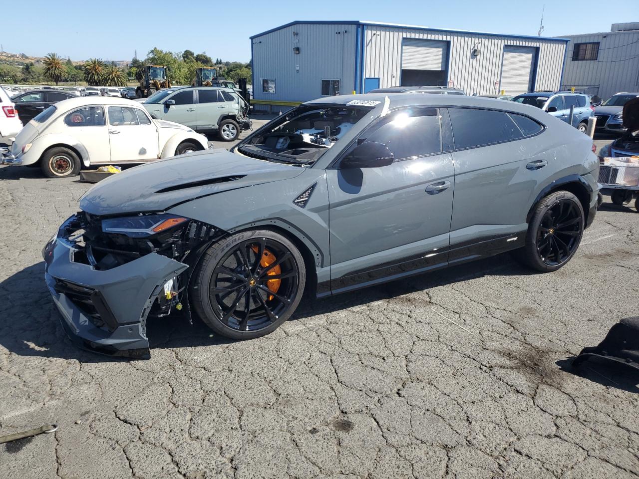 2024 Lamborghini Urus S, VIN ZPBUB3ZL4RLA31248 — Front end