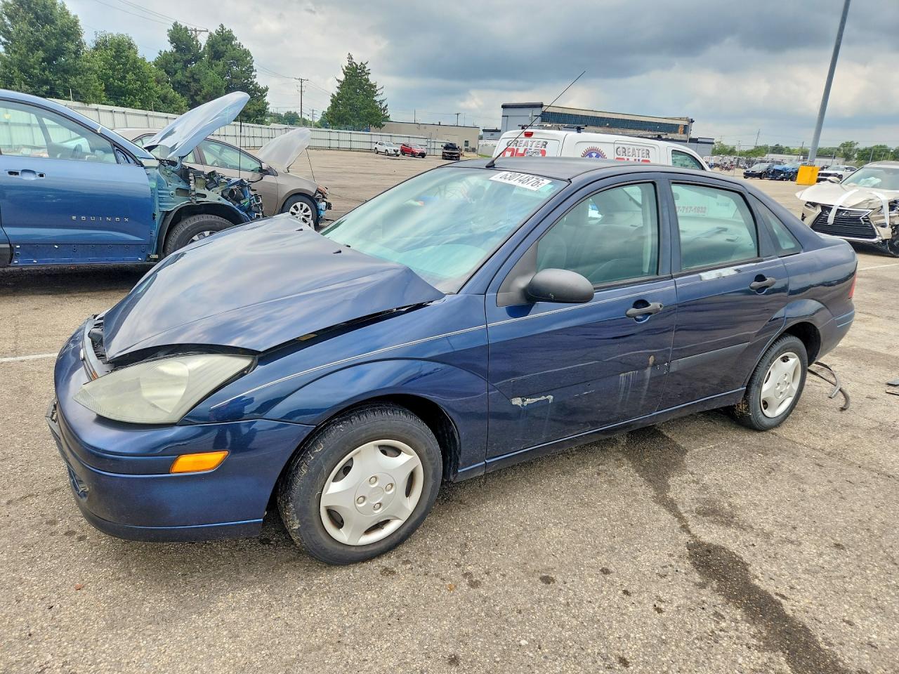 2003 Ford Focus LX, VIN 1FAFP33PX3W267816 — Front end