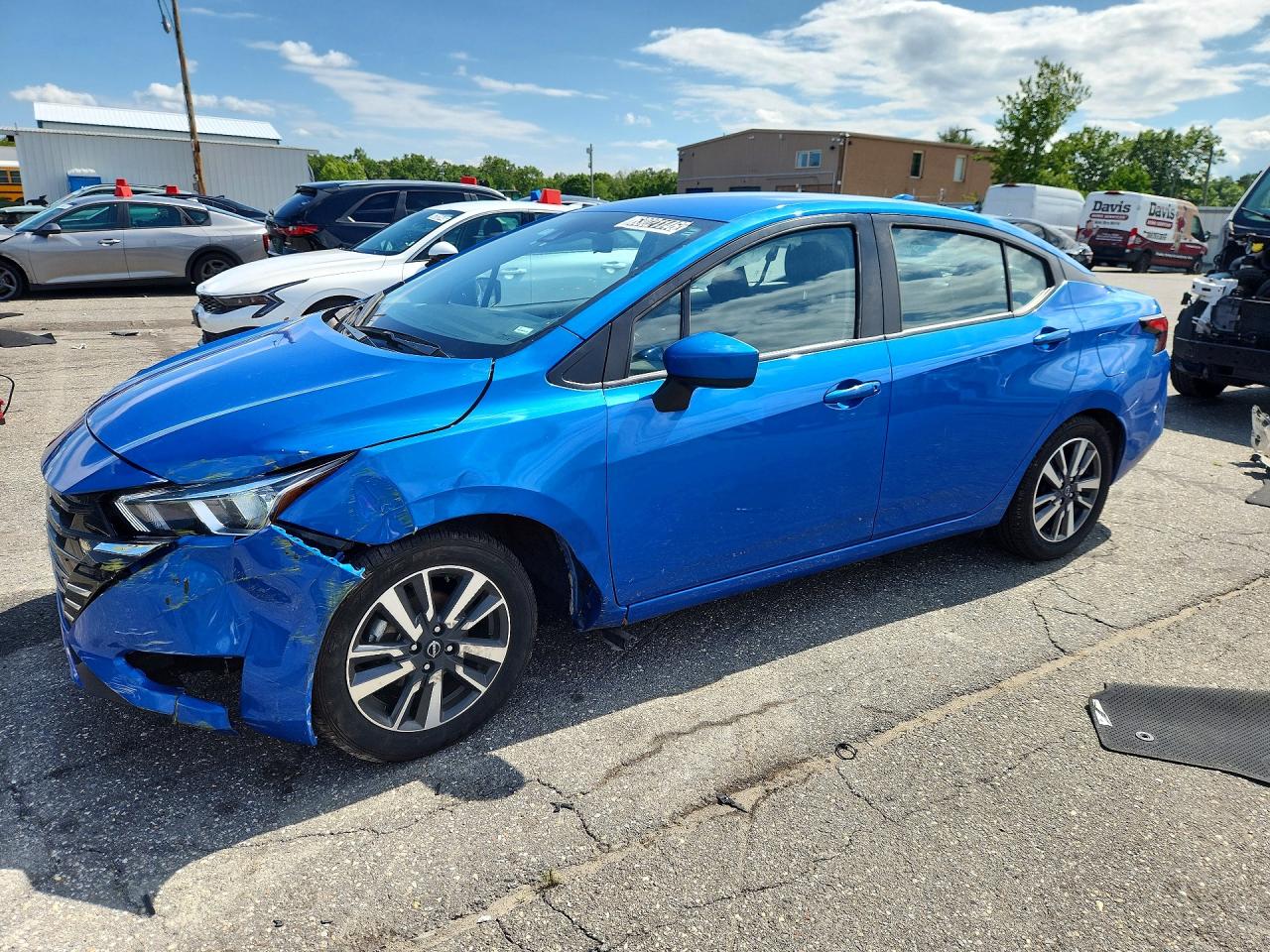 2024 Nissan Versa SV, VIN 3N1CN8EV2RL898492 — Front end