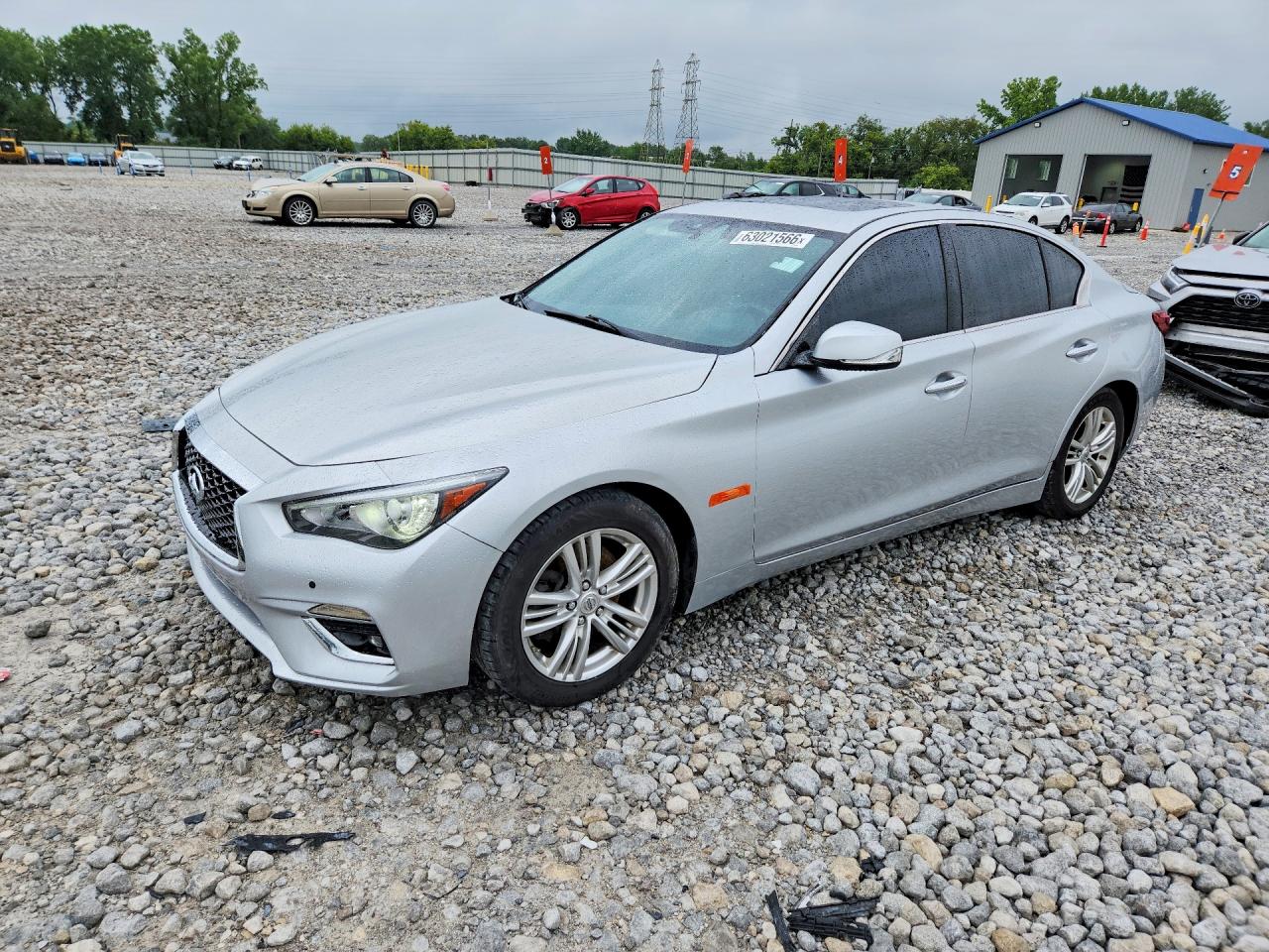 2019 Infiniti Q50 Luxe, VIN JN1EV7AP5KM519040 — Auction photo 1 of 4
